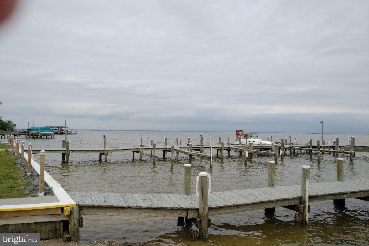Bay Pointe Dr Property Photo 9