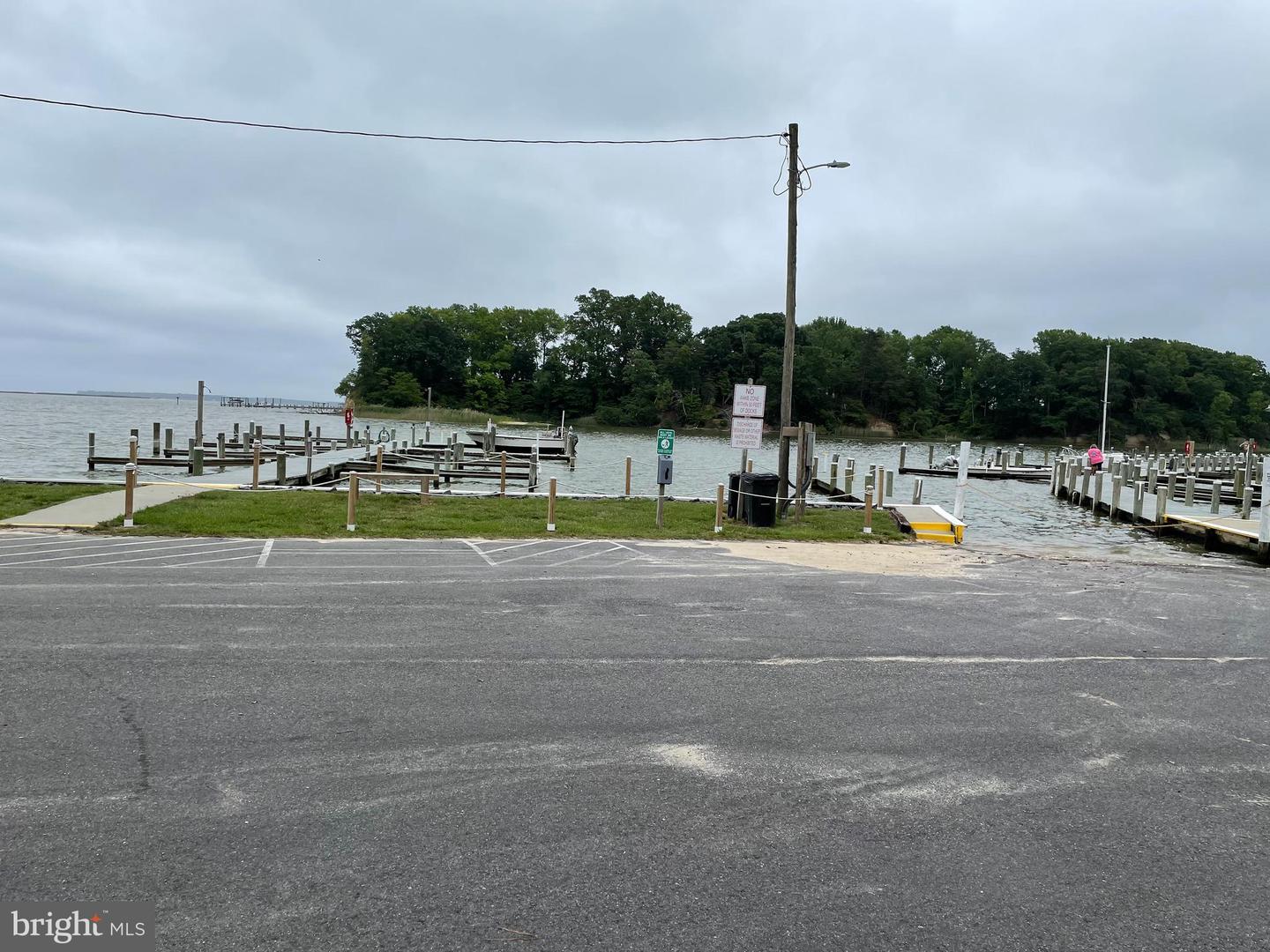 Bay Pointe Dr Property Photo 11