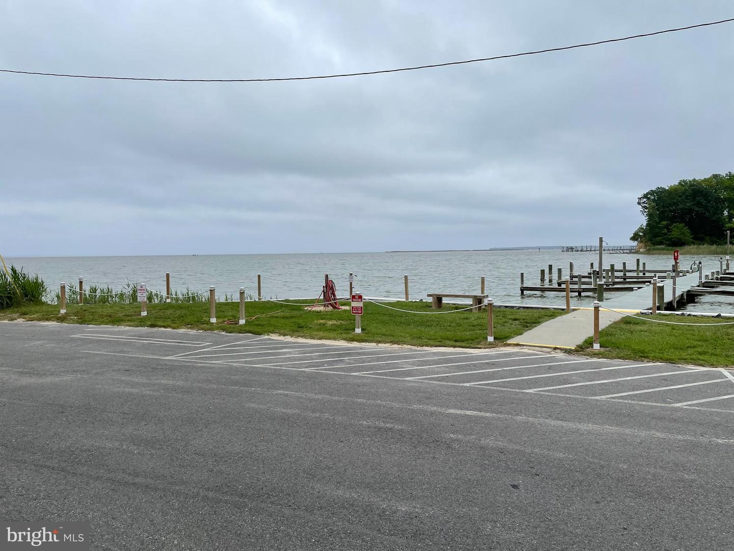 Bay Pointe Dr Property Photo 14