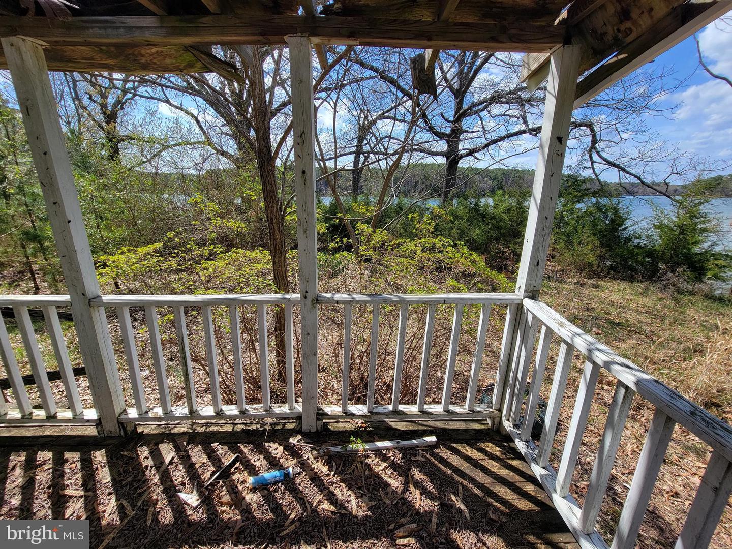922 Skipjack Rd Property Photo 24