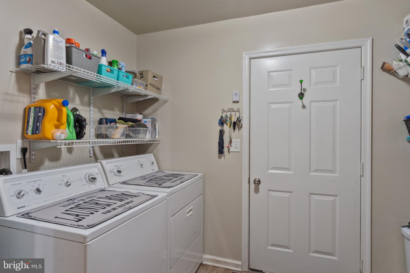 18 2nd St Property Photo 17