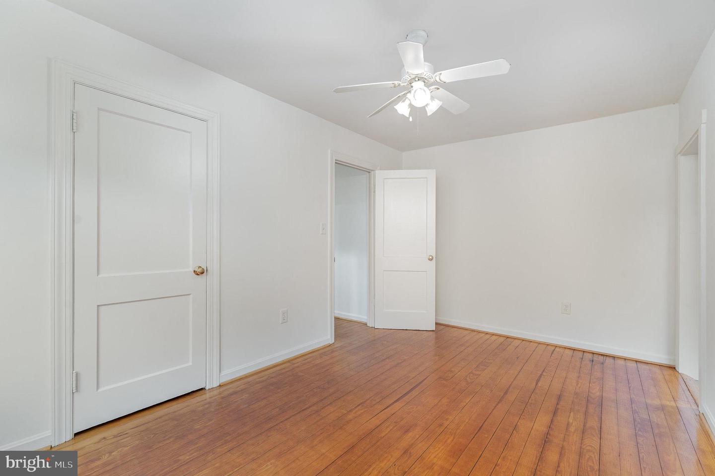 143 5th St Property Photo 17