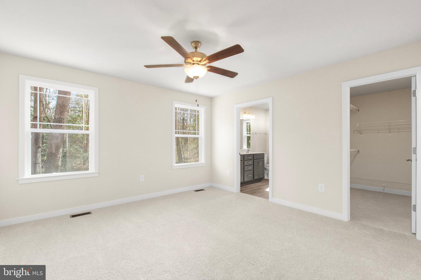 813 Elkin St Property Photo 12