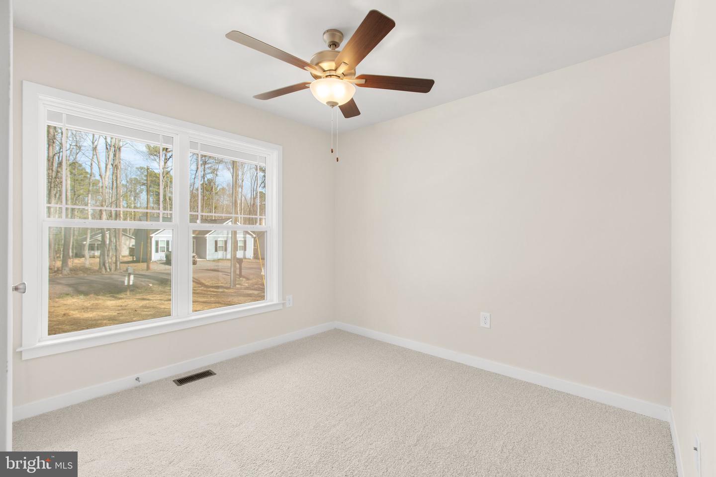 813 Elkin St Property Photo 18