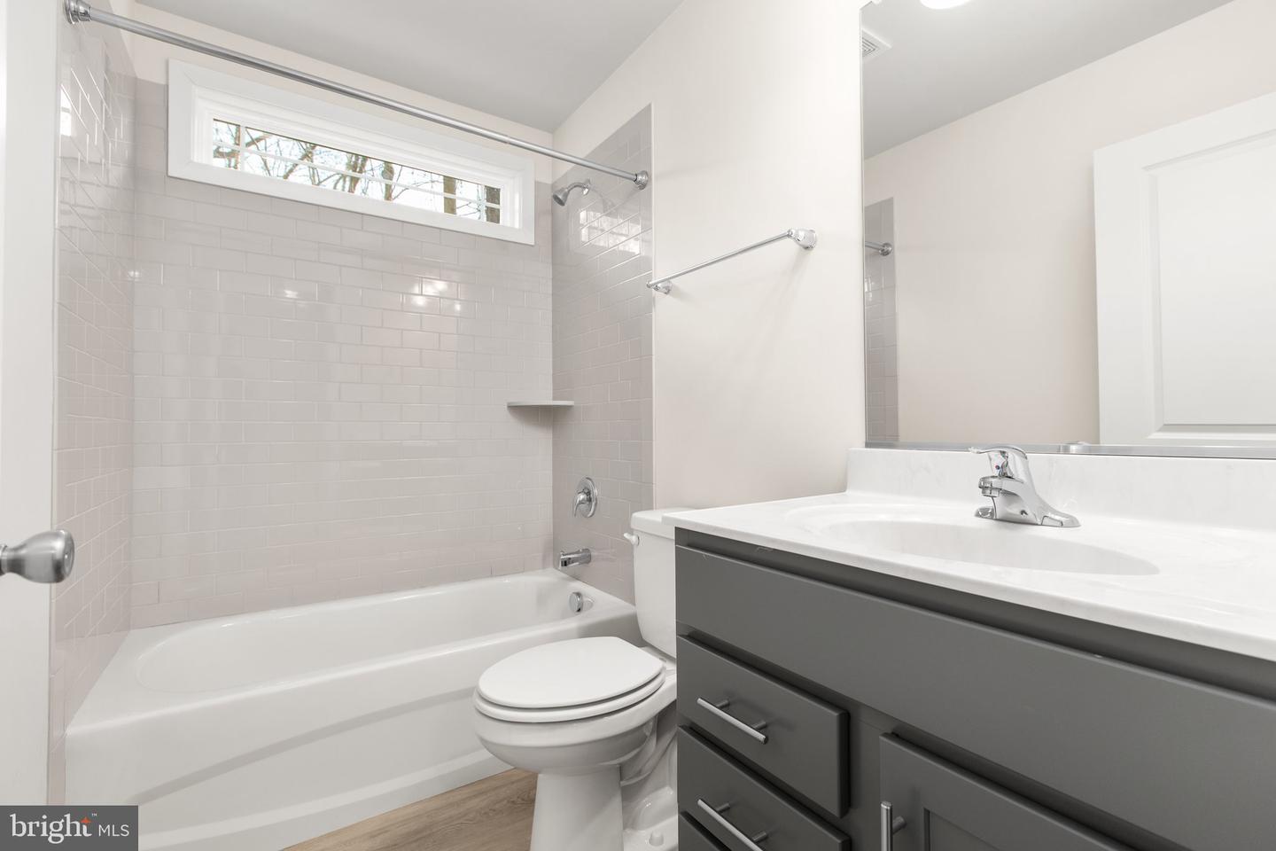 813 Elkin St Property Photo 20