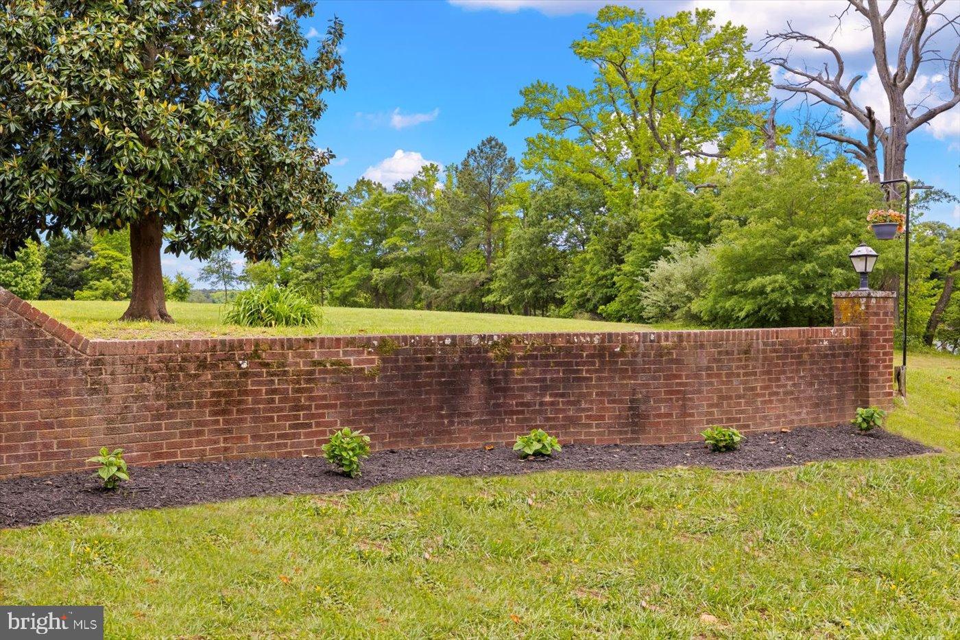 198 Canoe Pl Property Photo 45