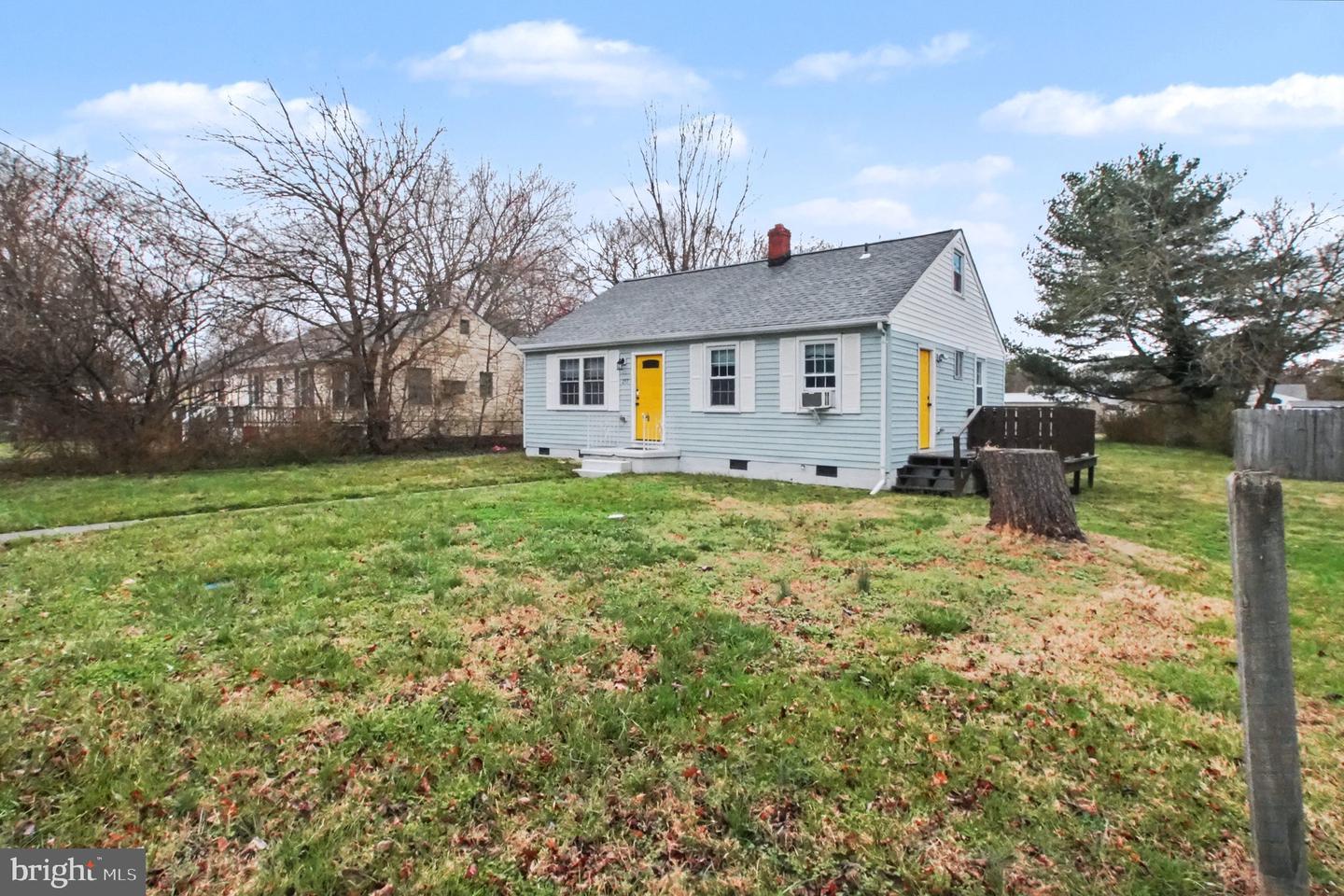 217 Locust Ave Property Photo 2