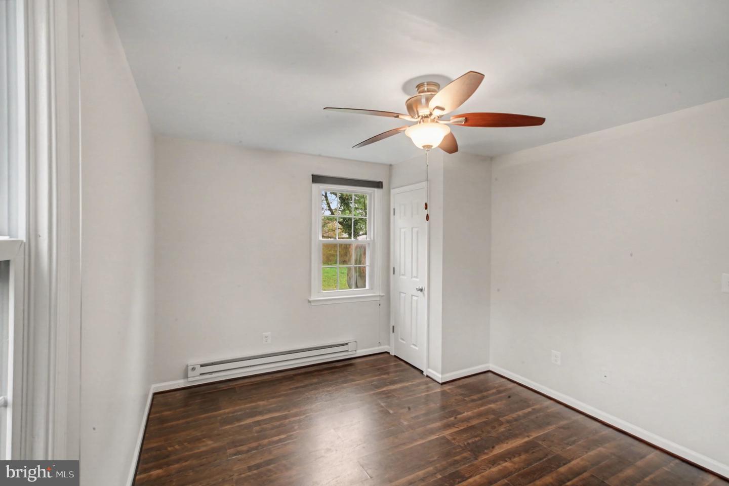 217 Locust Ave Property Photo 16