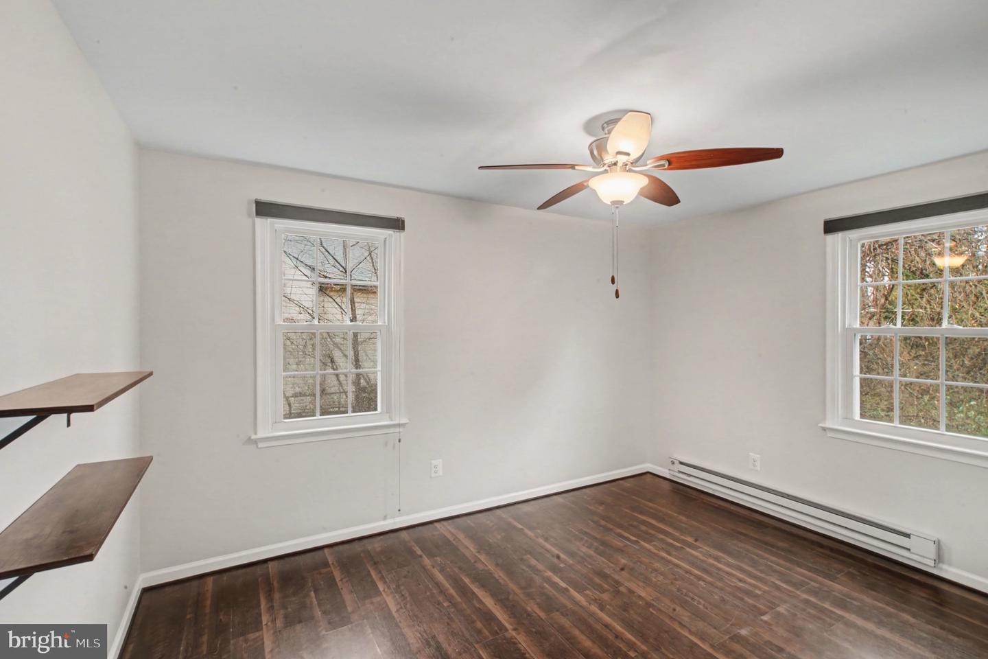 217 Locust Ave Property Photo 20