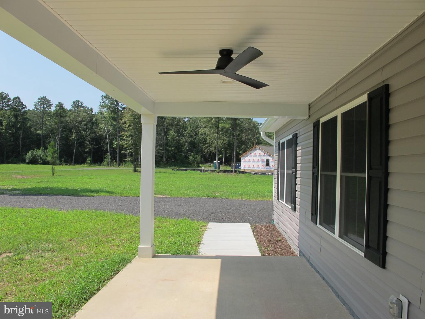 285 Loretta Dr Property Photo 6