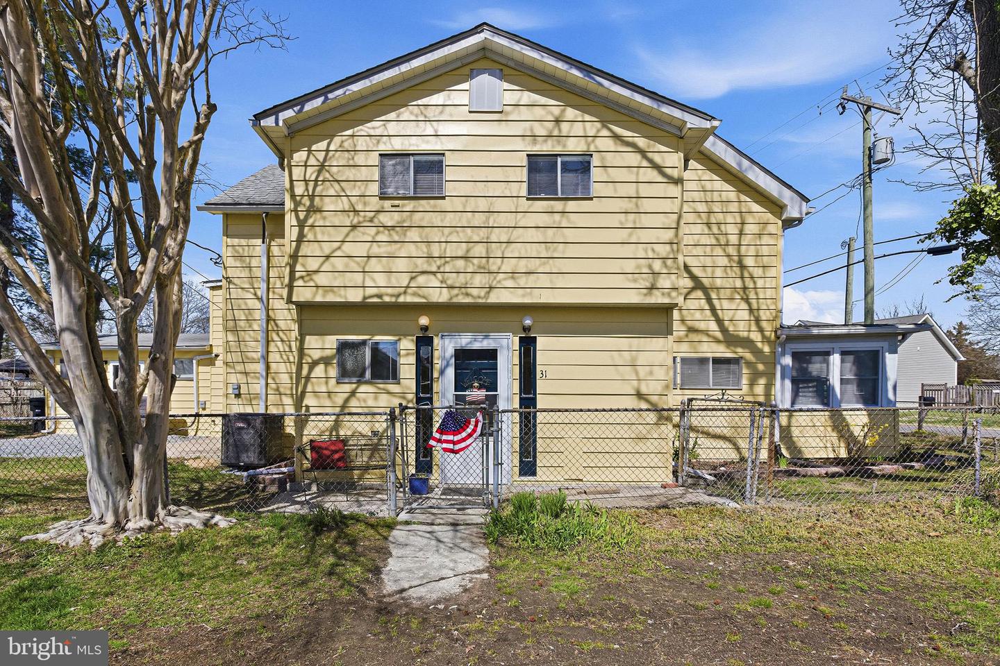 31 Bancroft Ave Property Photo 37