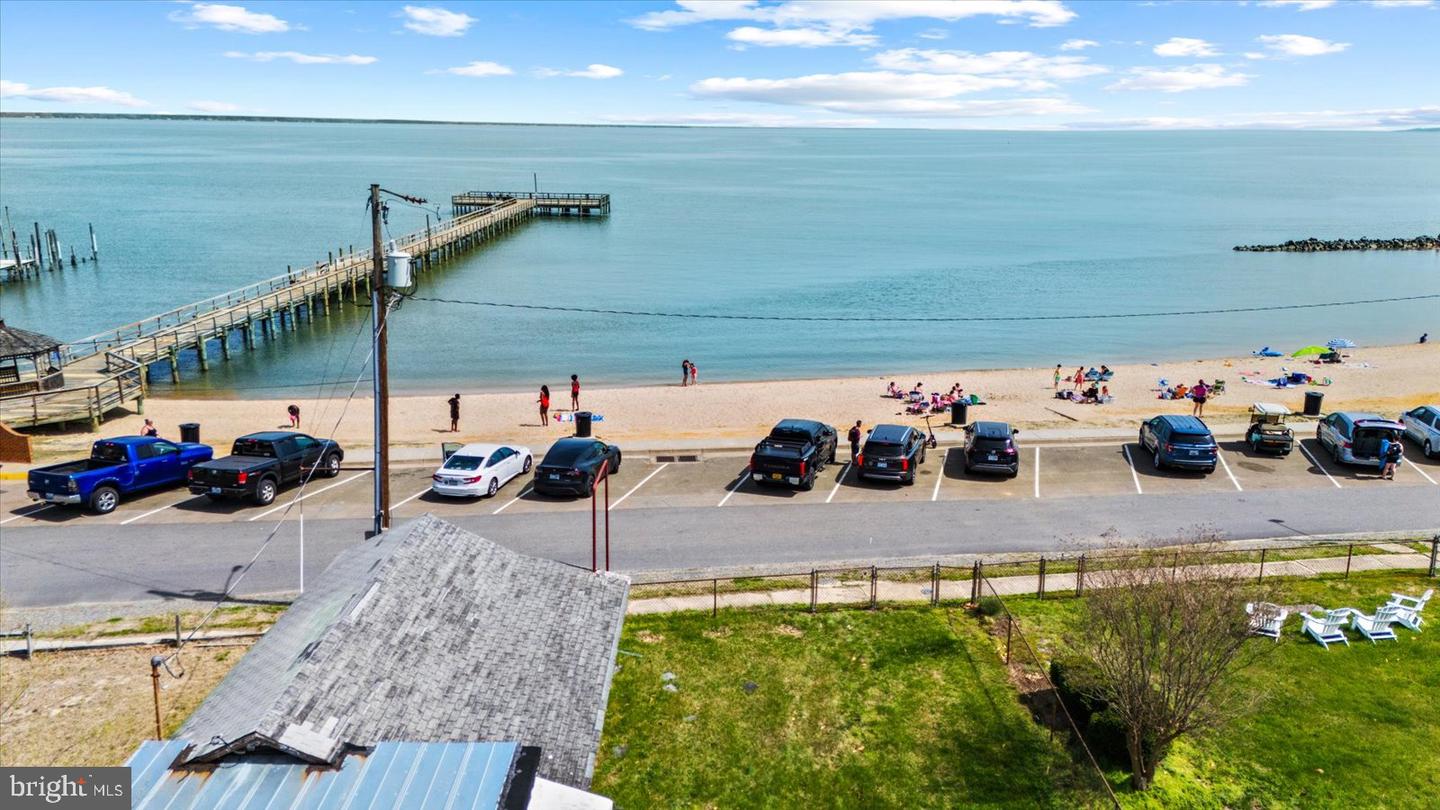 20 Beach Terrace Property Photo 1