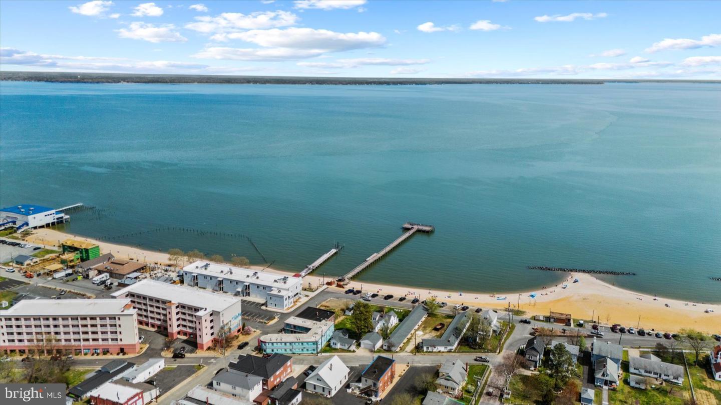 20 Beach Terrace Property Photo 16