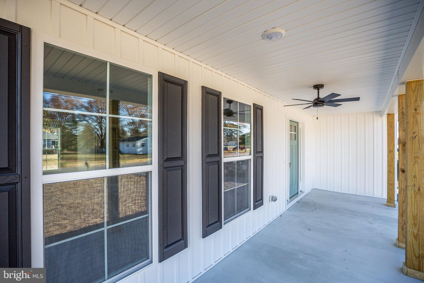 326 Westmoreland Drive Property Photo 4