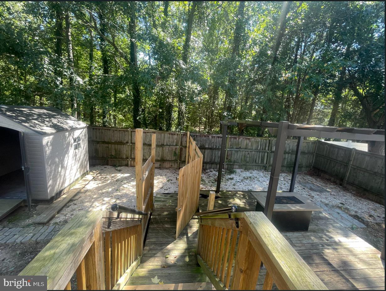 238 5th St Property Photo 28
