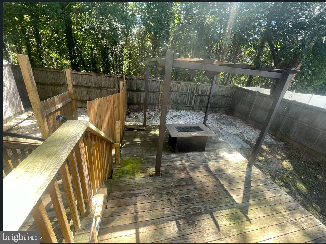 238 5th St Property Photo 30