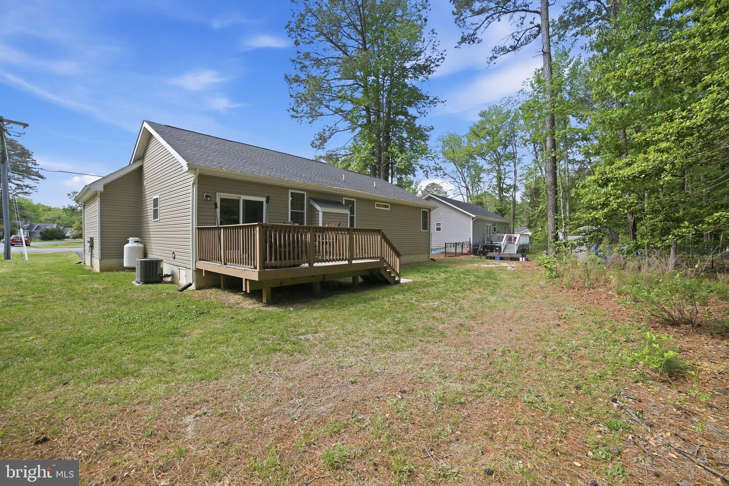 329 N Glebe Rd Property Photo 24