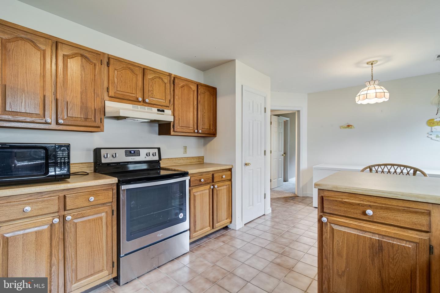 899 N Glebe Rd Property Photo 29