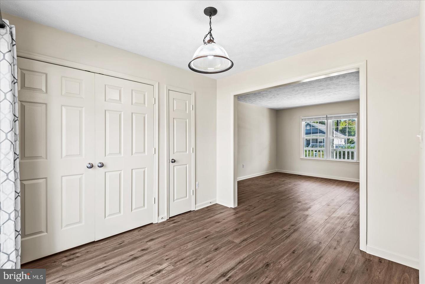 321 3rd St Property Photo 13