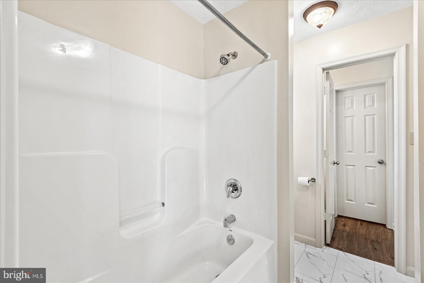 321 3rd St Property Photo 38
