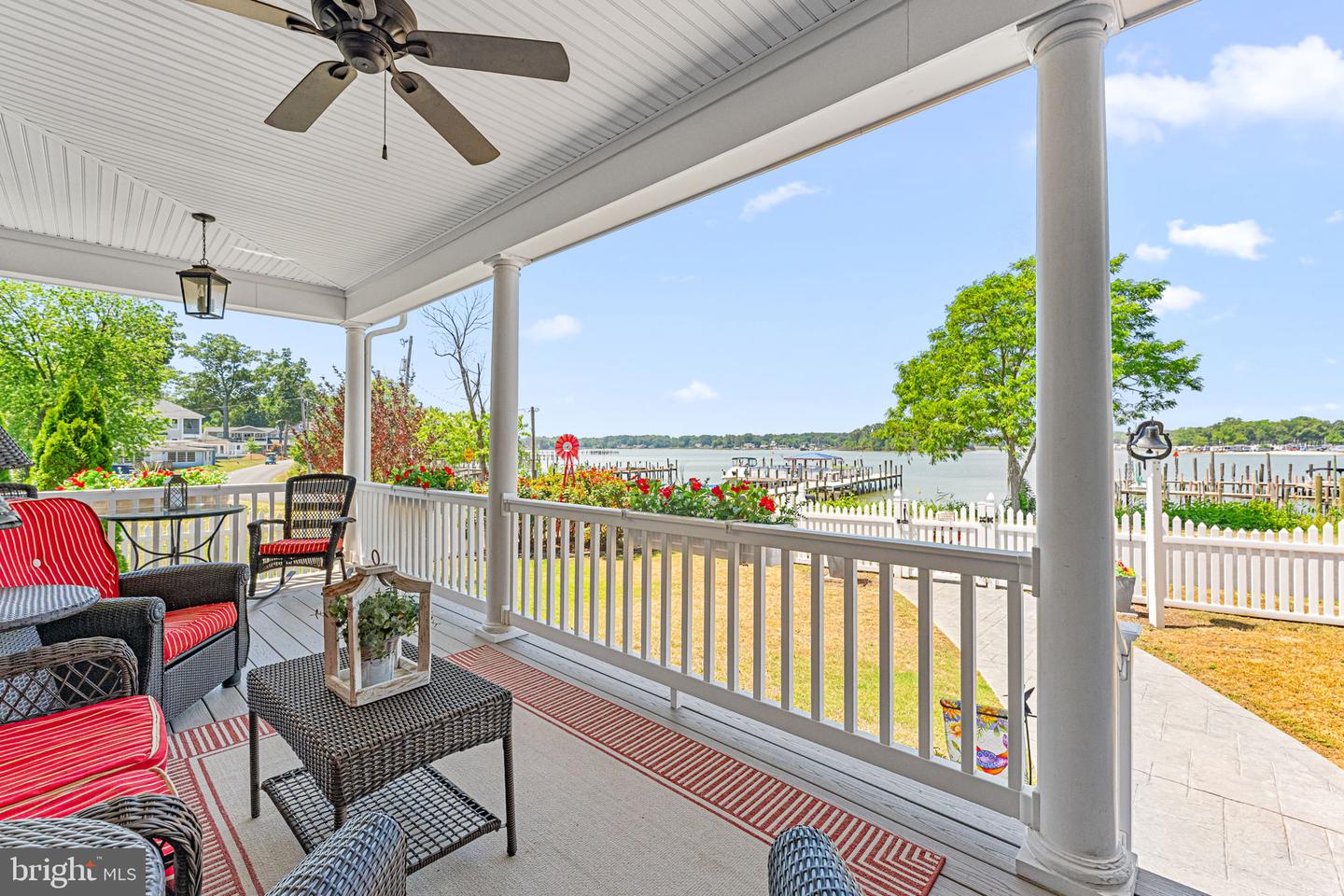 1010 Monroe Bay Ave Property Photo 4