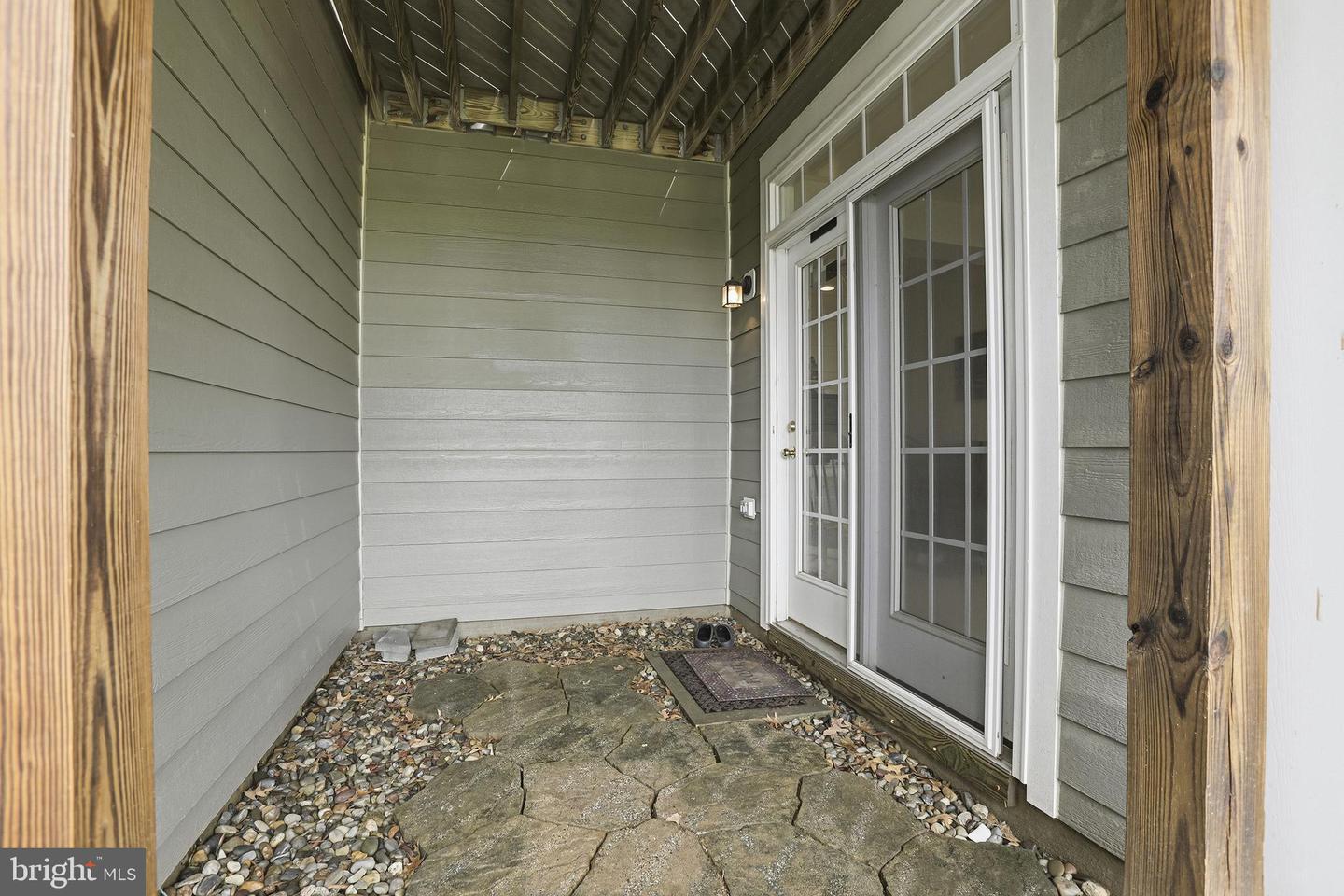 310 Monroe Point Dr Property Photo 25