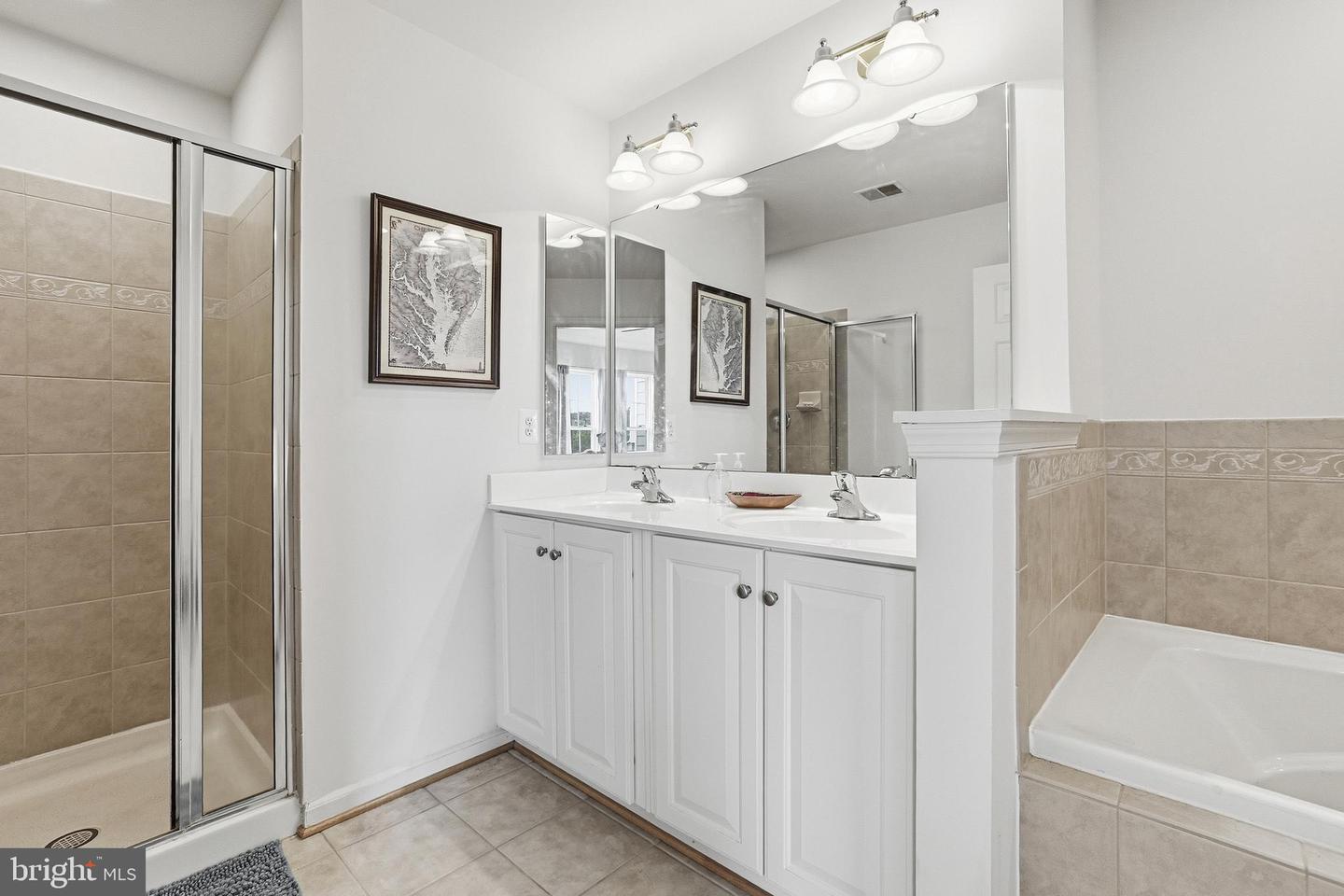 310 Monroe Point Dr Property Photo 51