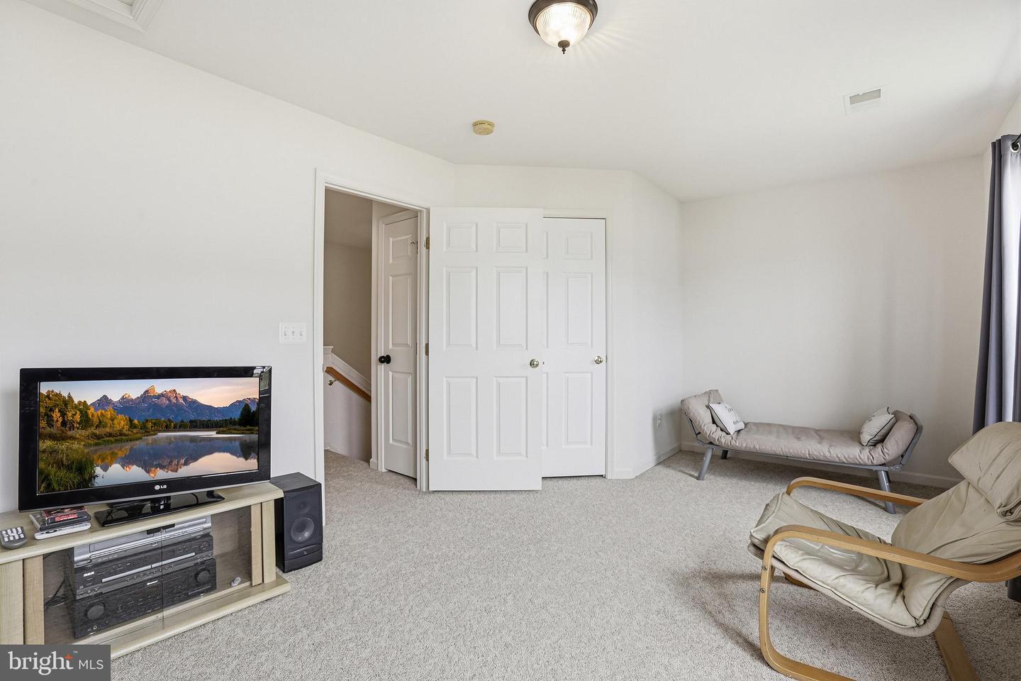 310 Monroe Point Dr Property Photo 55