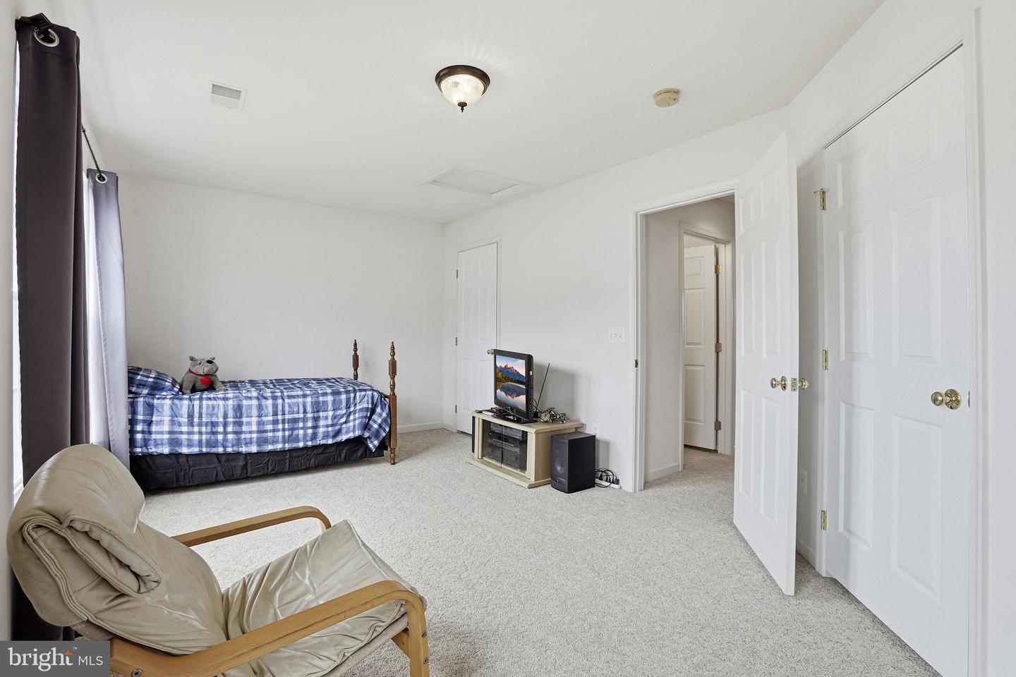 310 Monroe Point Dr Property Photo 57