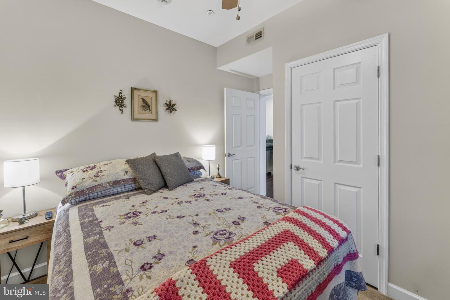 103 N Irving Ave #404 Property Photo 17