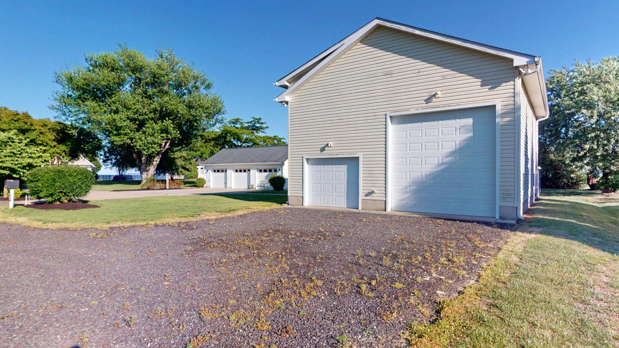 651 Barracks Beach Dr Property Photo 93