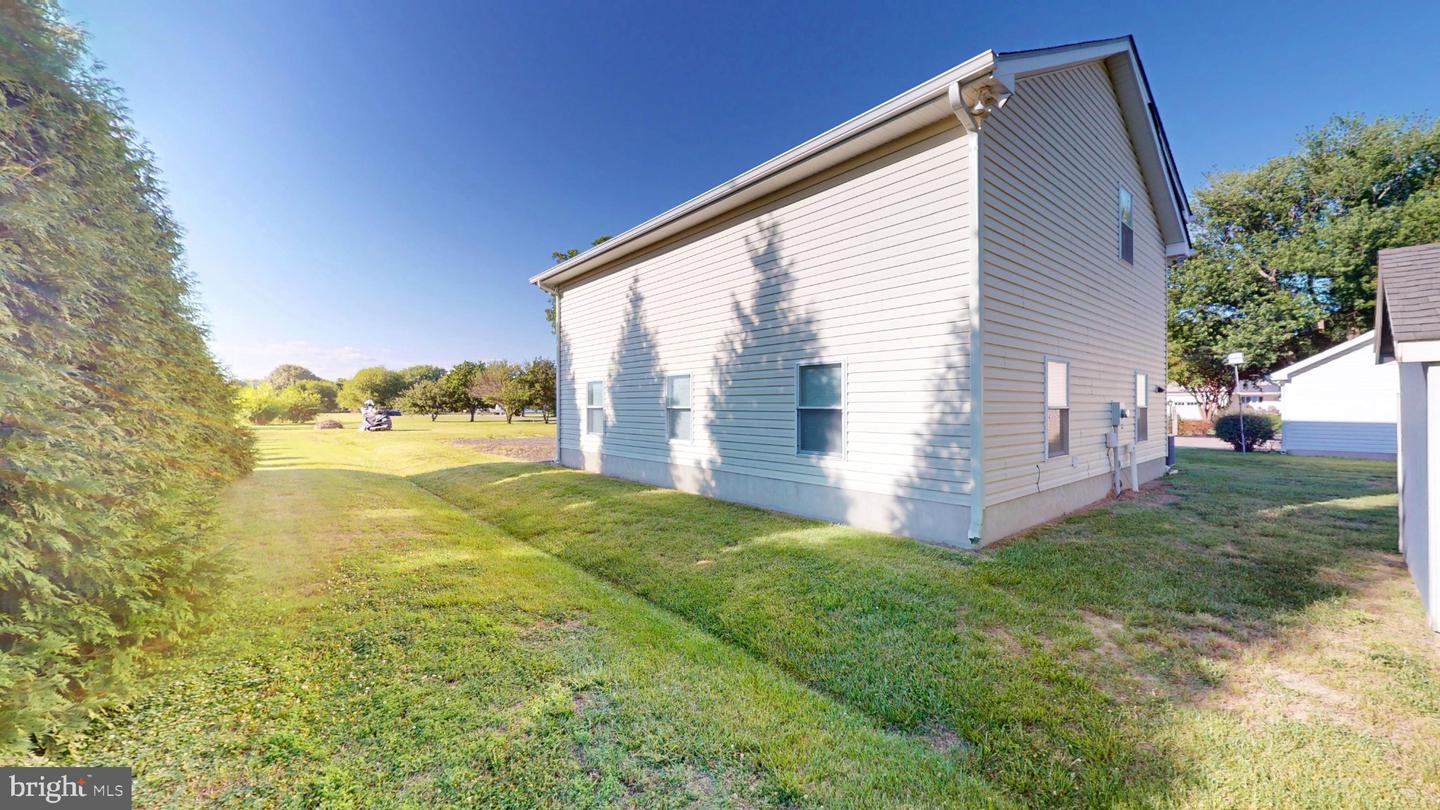 651 Barracks Beach Dr Property Photo 94