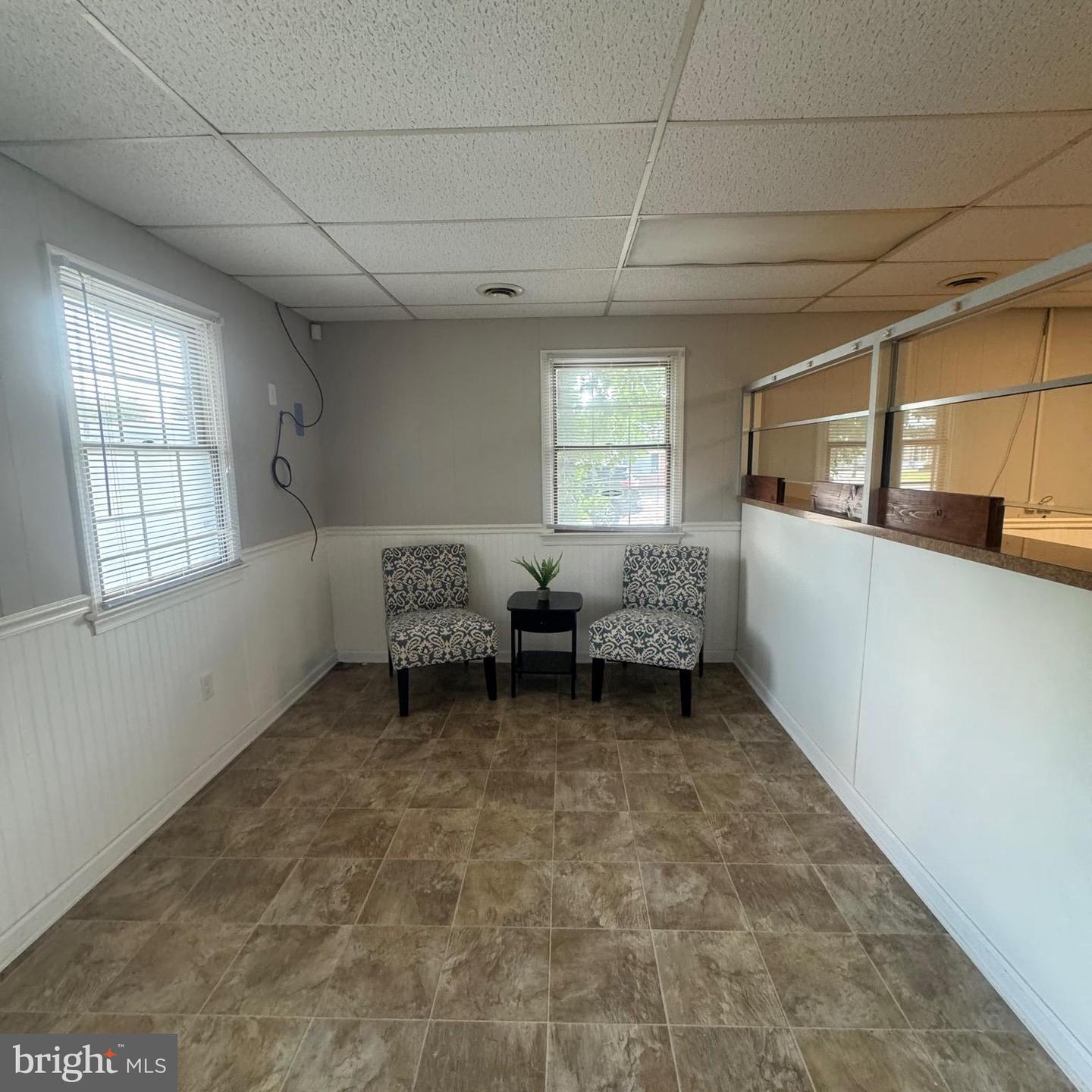 233 Colonial Ave Property Photo 15