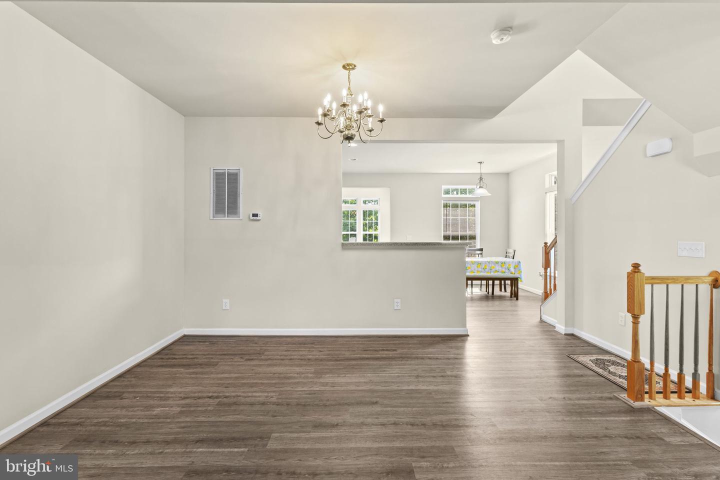 506 Monroe Point Dr Property Photo 25