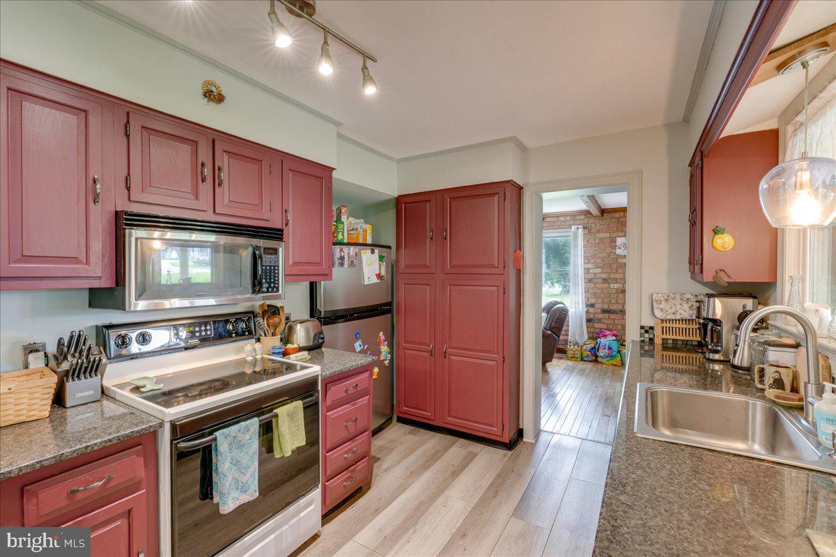 277 Harbor View Cir Property Photo 15