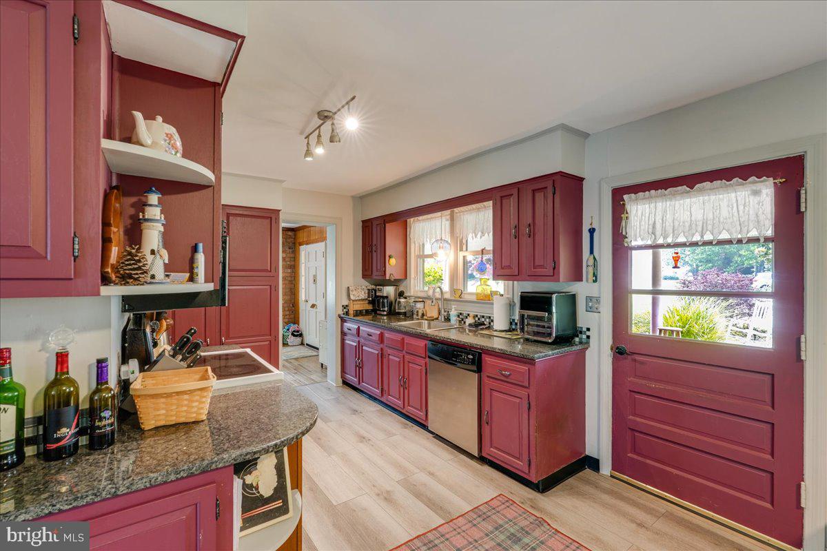 277 Harbor View Cir Property Photo 17