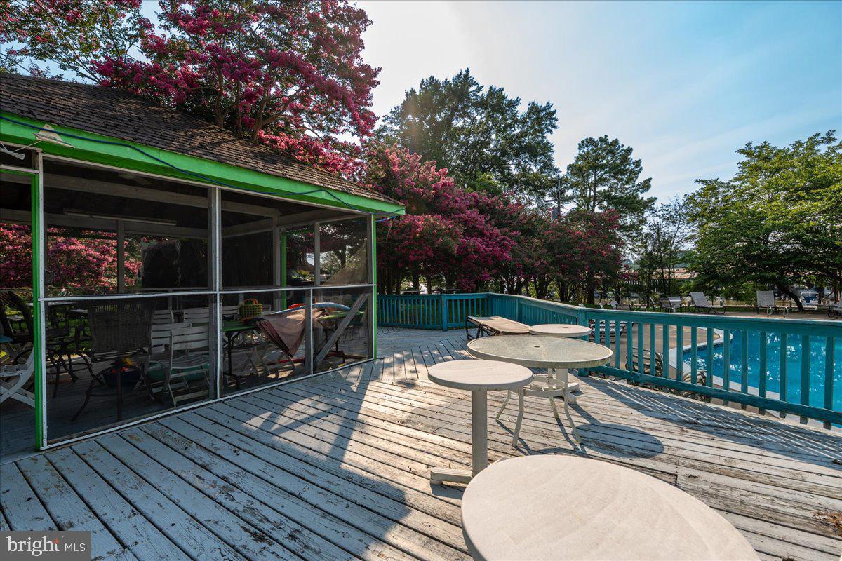 277 Harbor View Cir Property Photo 42