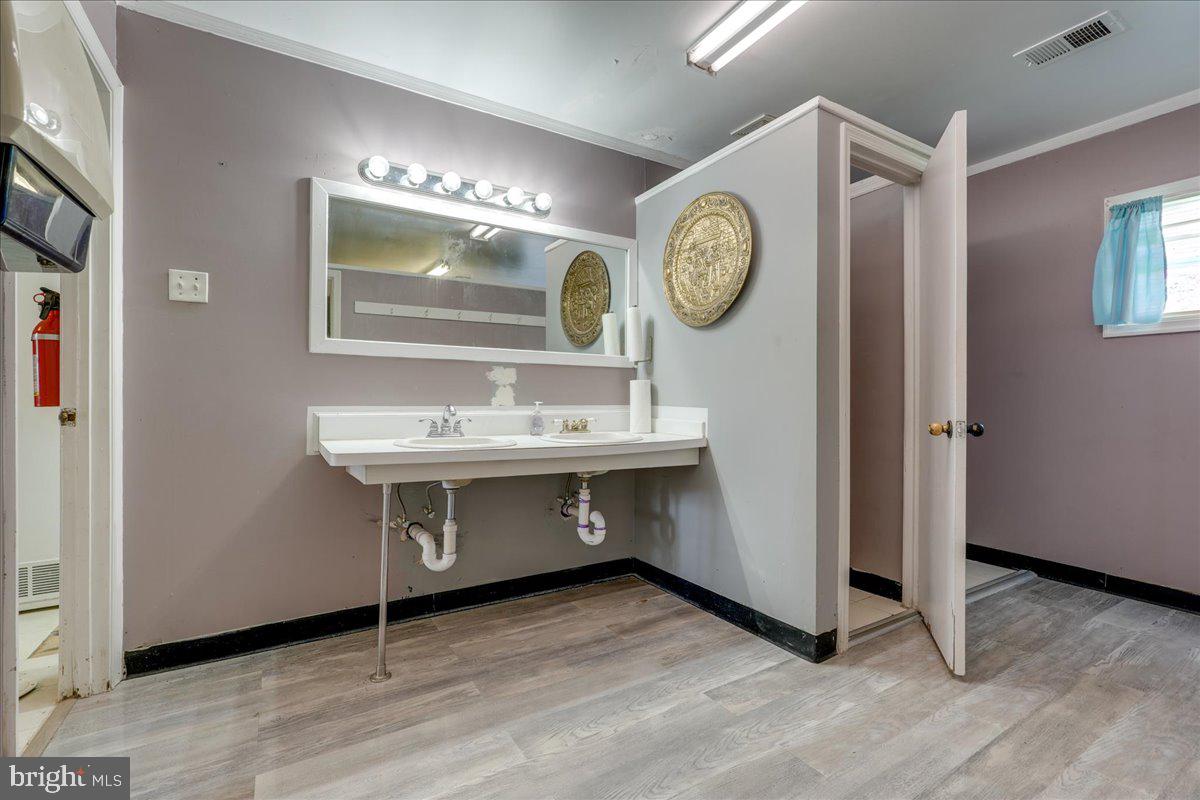 277 Harbor View Cir Property Photo 55