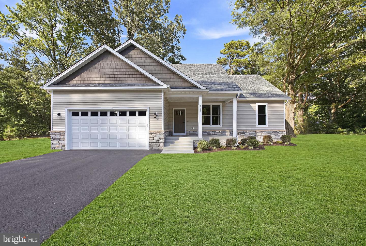 171 LIGHTHOUSE LN
