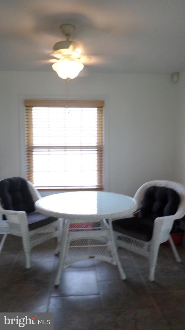 16 Alma Ln Property Photo 3