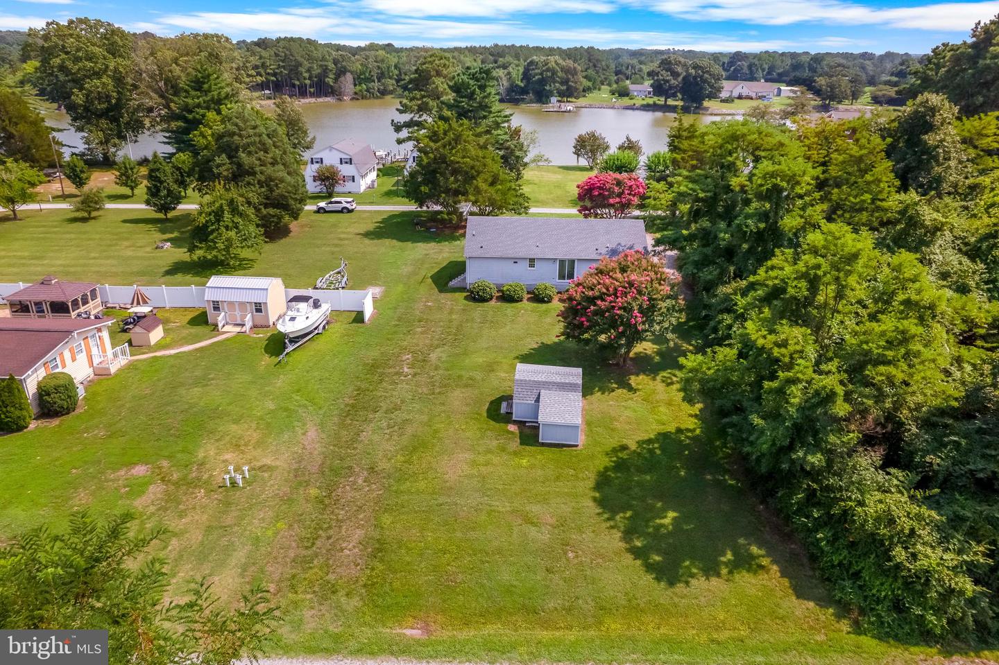 827 Travelers Rest Property Photo 29