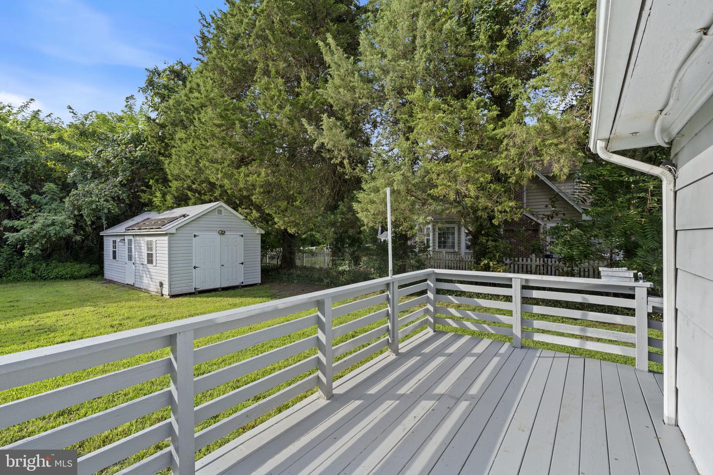 127 Fairfax Dr Property Photo 19