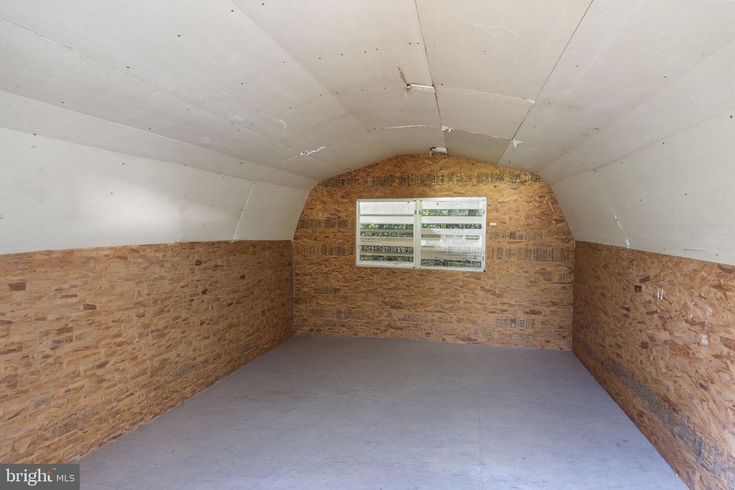 127 Fairfax Dr Property Photo 32