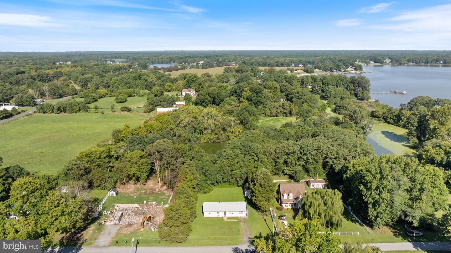127 Fairfax Dr Property Photo 43