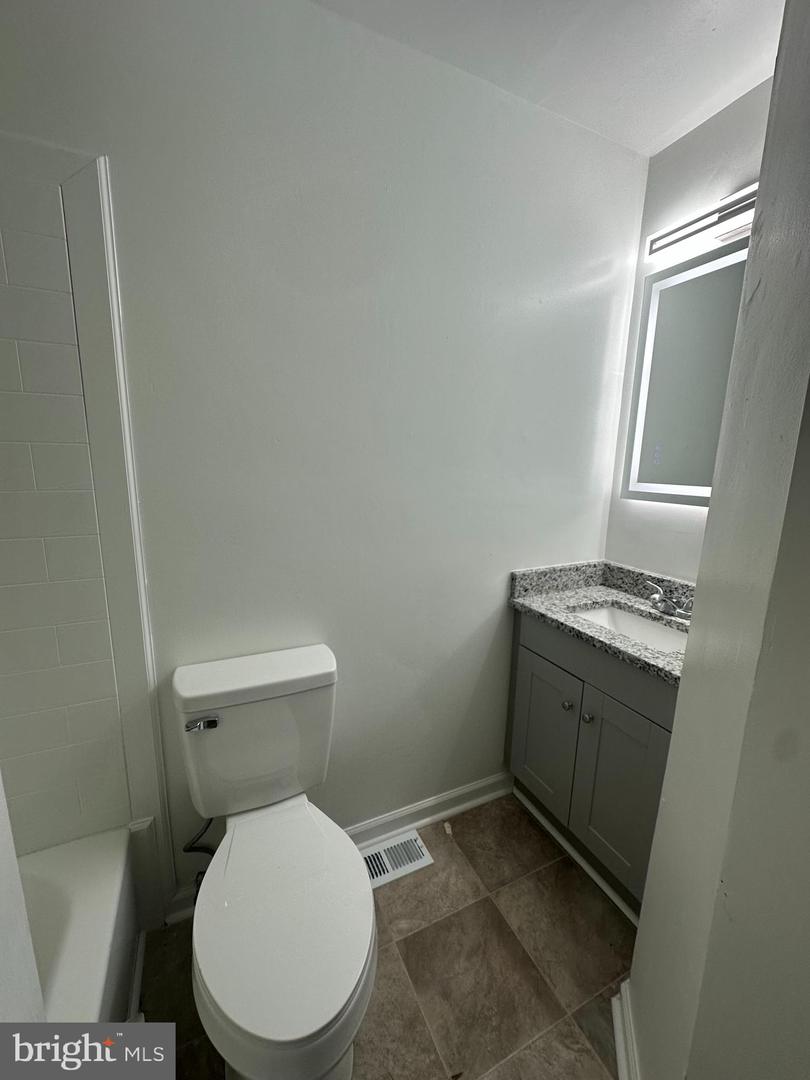 232 Shirley Ln Property Photo 7