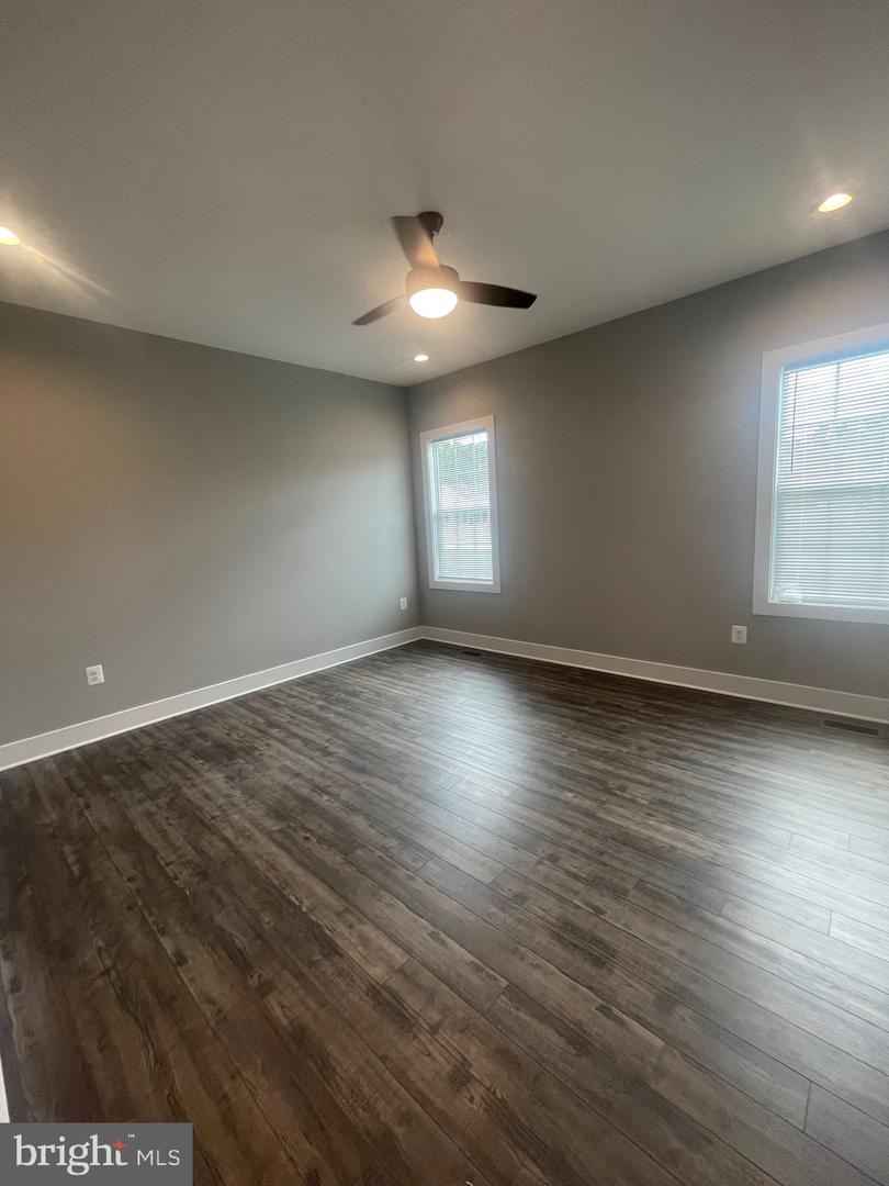 845 Royal Way Property Photo 18