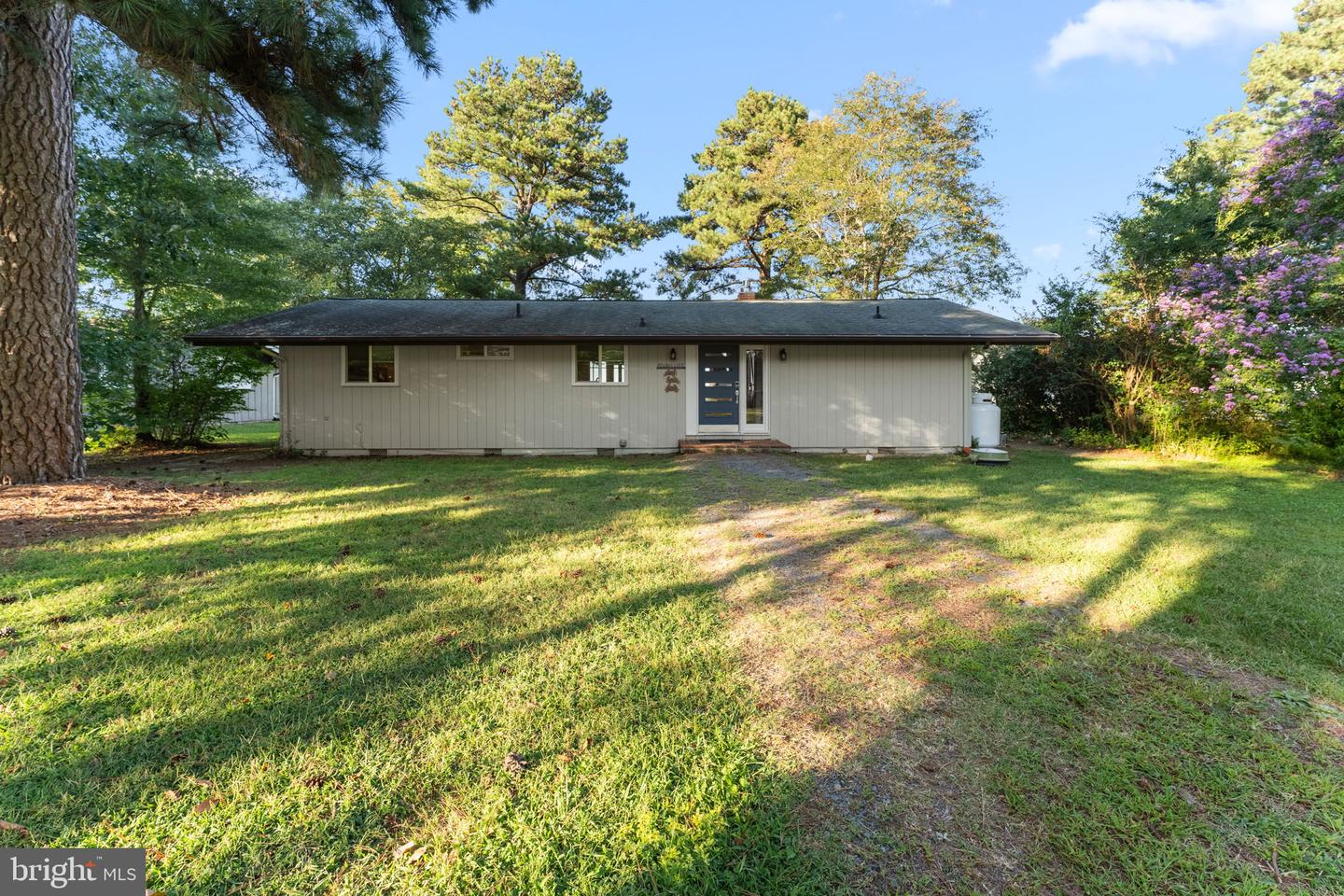 781 N Glebe Rd Property Photo 39