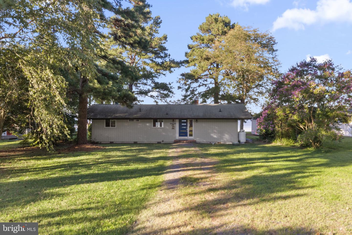 781 N Glebe Rd Property Photo 40