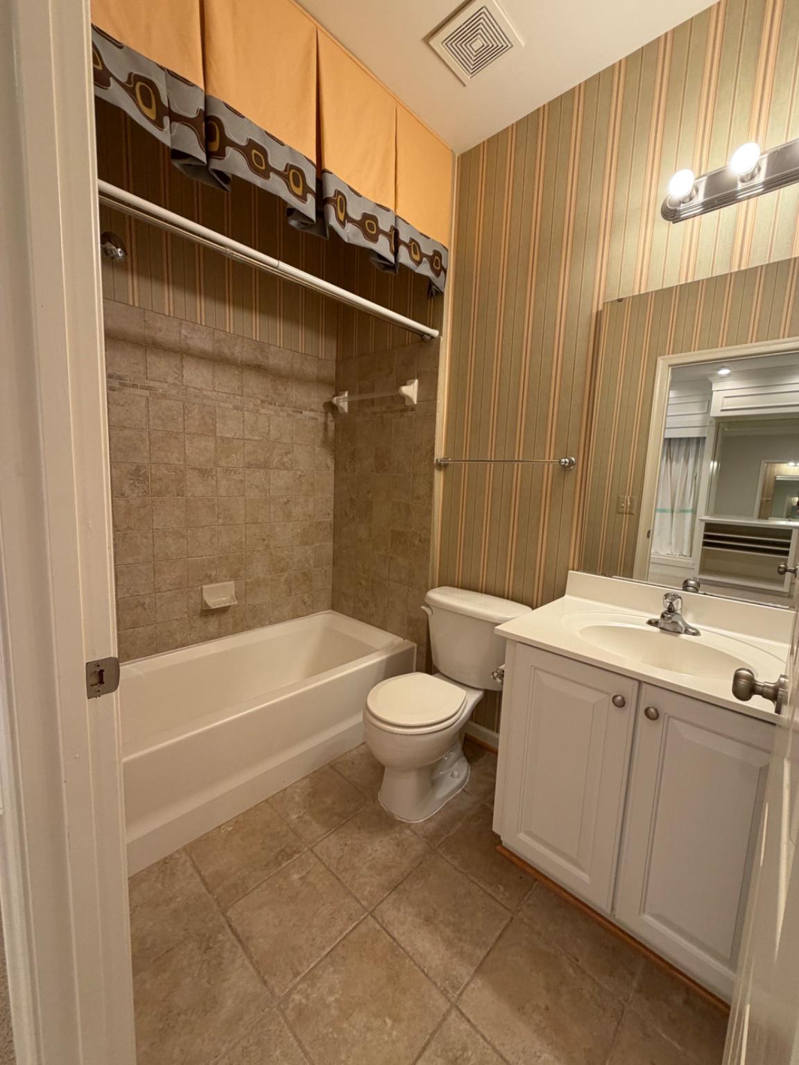 701 Monroe Point Dr Property Photo 12