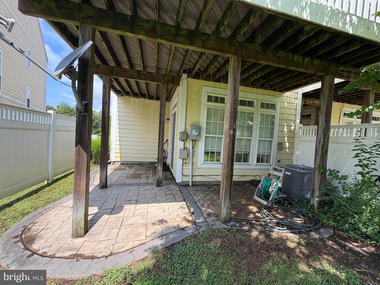 701 Monroe Point Dr Property Photo 29